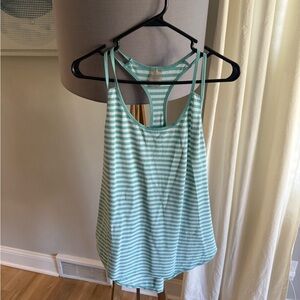 Calia By Carrie Underwood Women’s Workout T shirt size large